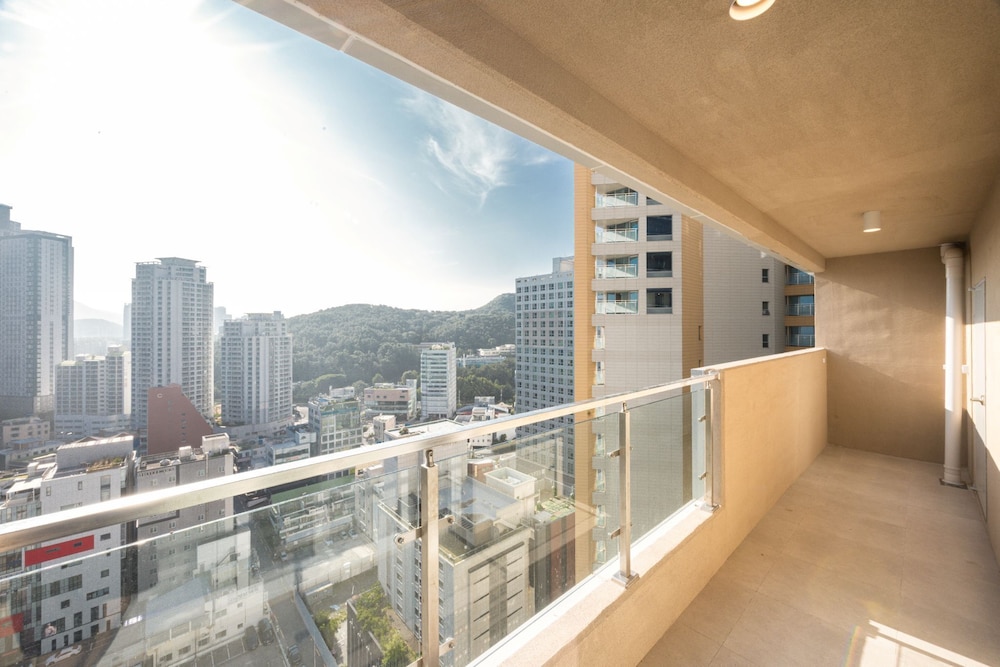 Haeundae Wave