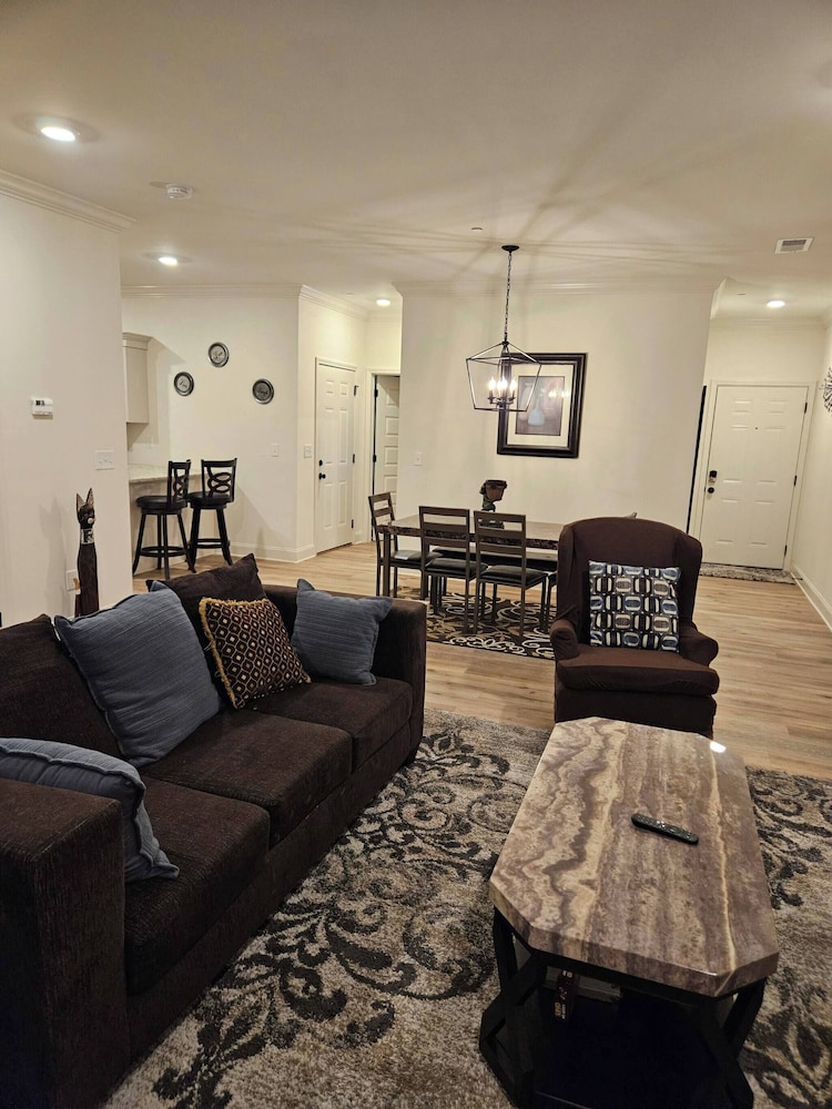 Madison Cozy House for Comfort and Relaxation