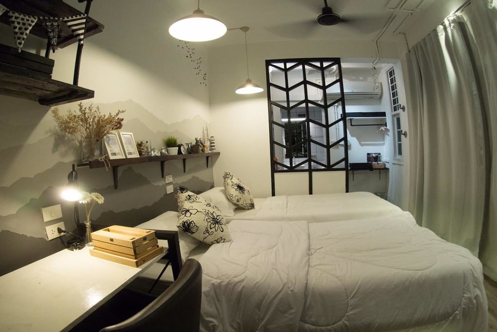 Jetty Huahin Hostel
