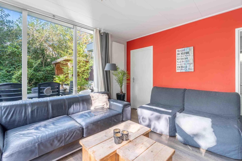 Tastefully Furnished Bungalow for 6 People With Lots of Privacy