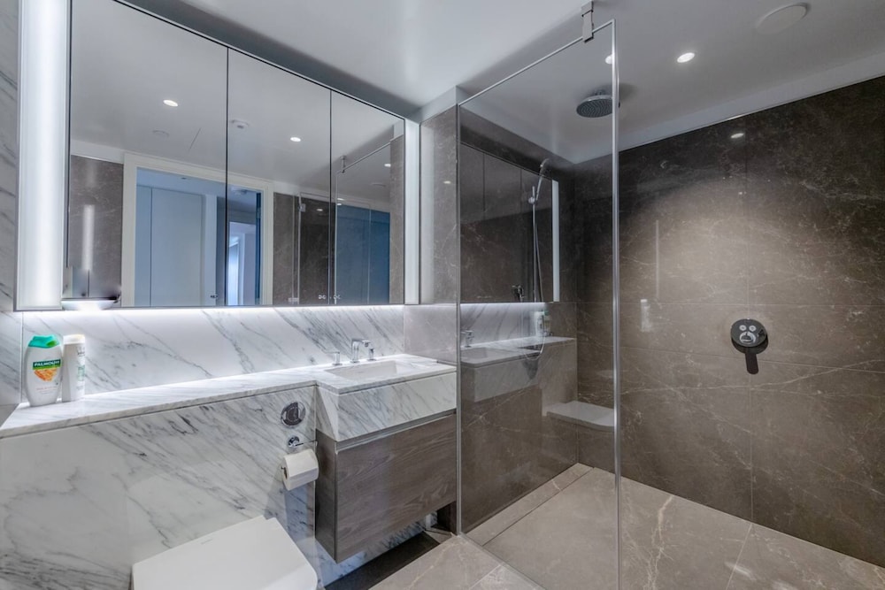 Luxurious 3BD Flat by the River Thames - Vauxhall