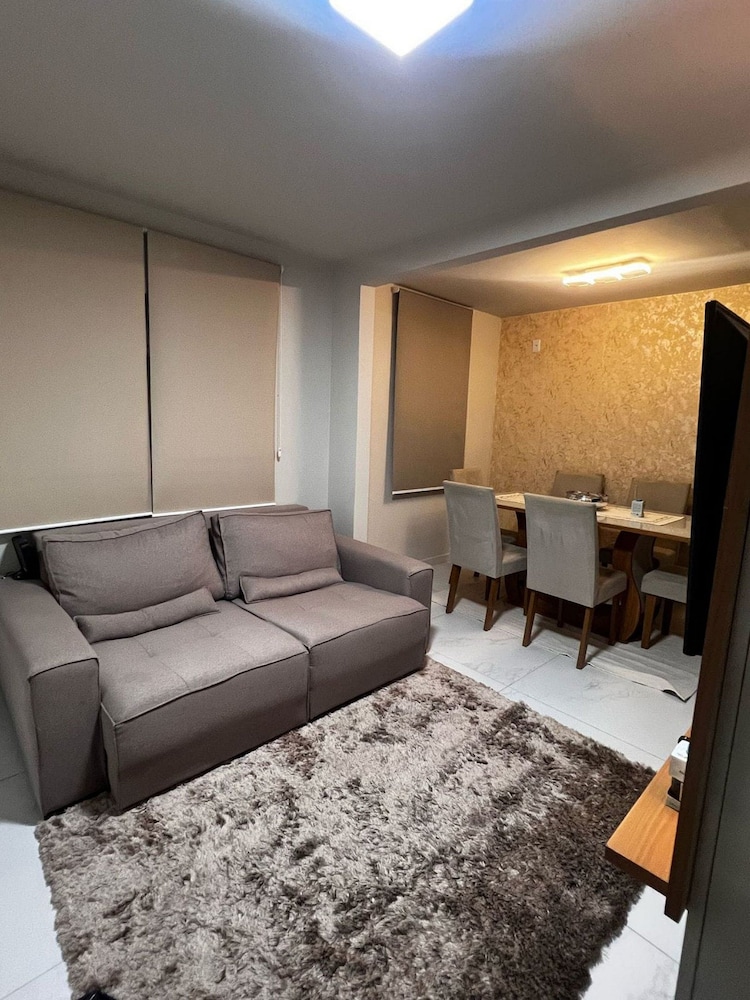 Apartamento Frente ao Shopping Itaguaçu
