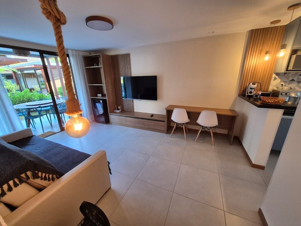 Apt in Condo w/ Pool 350m From the Beach Pll0004