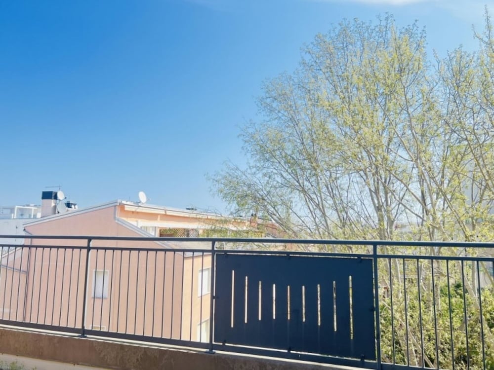 Colorful Flat in Bibione-beahost