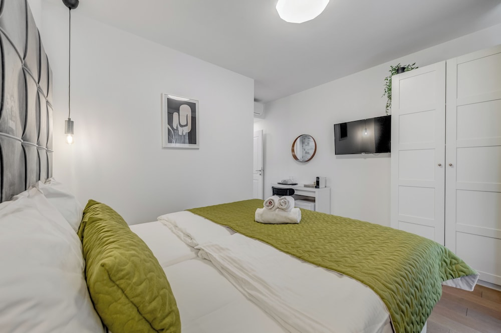 Finn Luxury Rooms