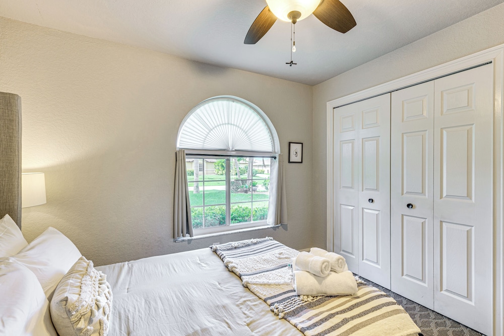 6 Mi to Beach: Family Oasis w/ Pool in Cape Coral