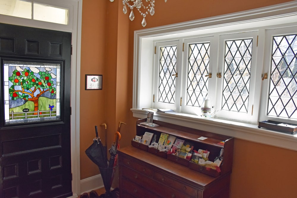 Apple Tree Historic B&B - Image 3