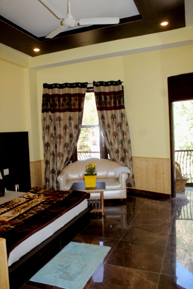 Hotel Sun and Wind view 4