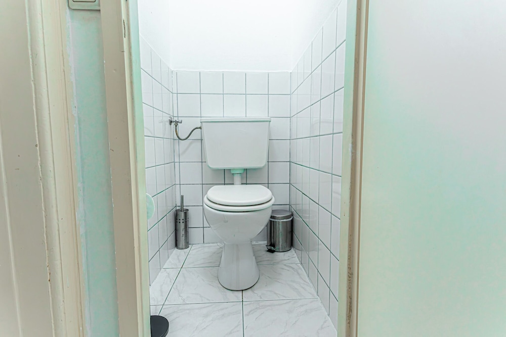 Charming 1BR Apt 15 Min to Vienna