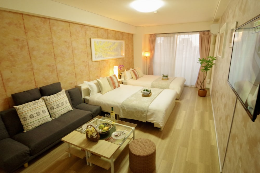 Nipponbashi Art Hotel
