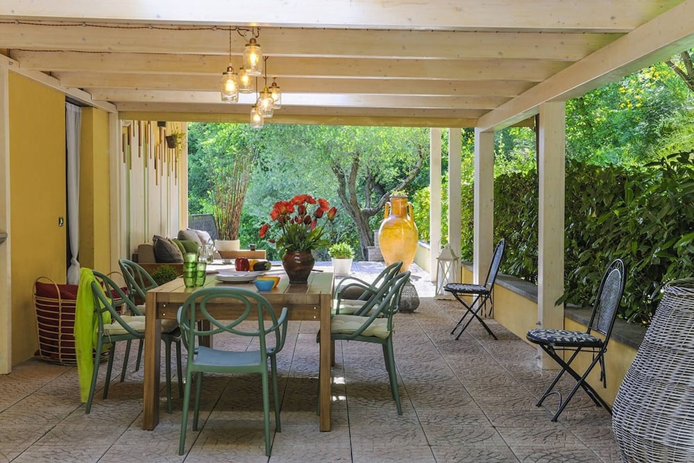Casale Degli Ulivi 12 by Marche Holiday Villas