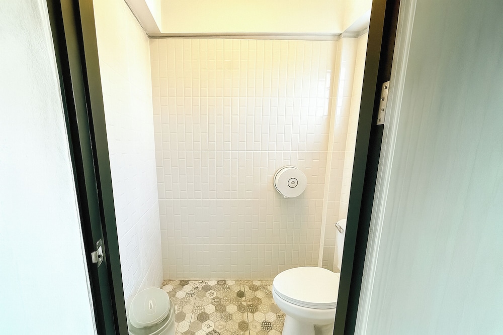 Satop Travelers Guesthouse