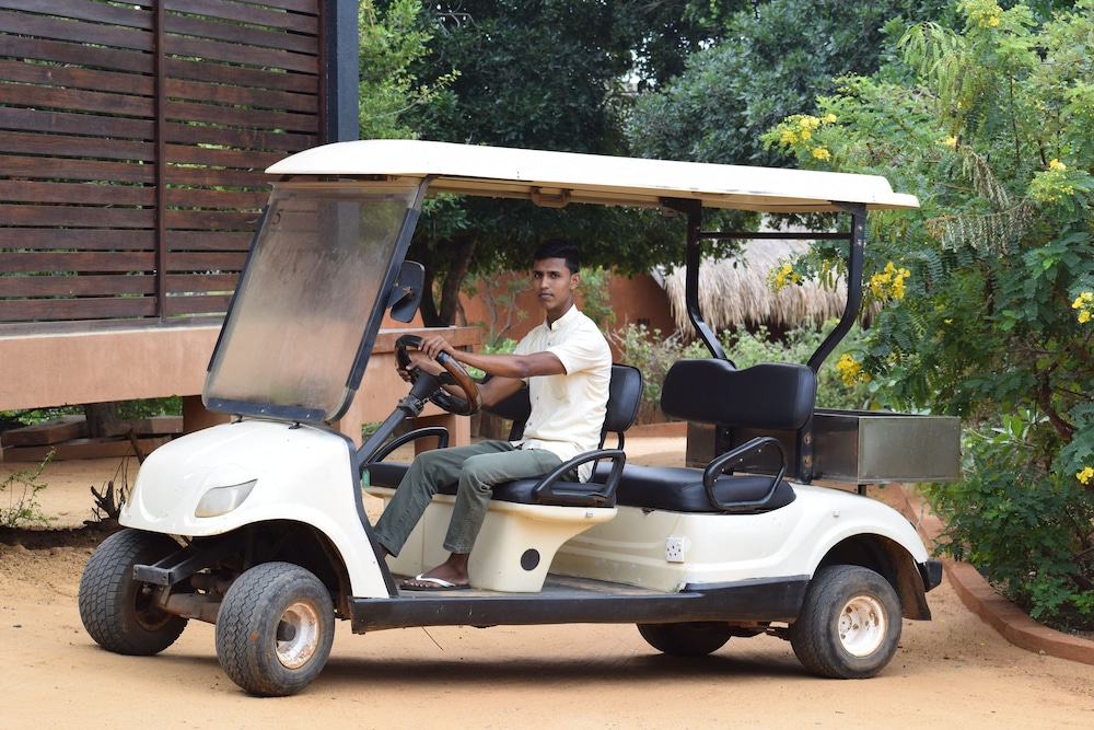 Jetwing Jungle Lodge, A Luxury Reserve