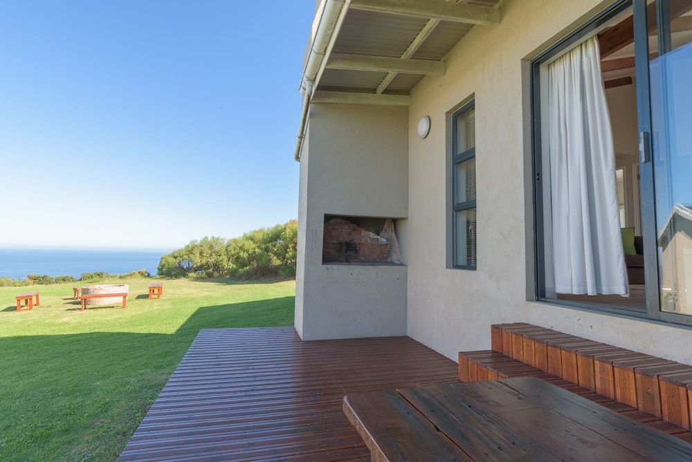 Fynbos Golf & Country Estate