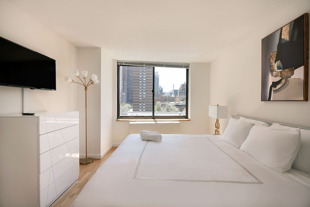 Stunning Apartment for 4 2 Bedrooms 2 Bath