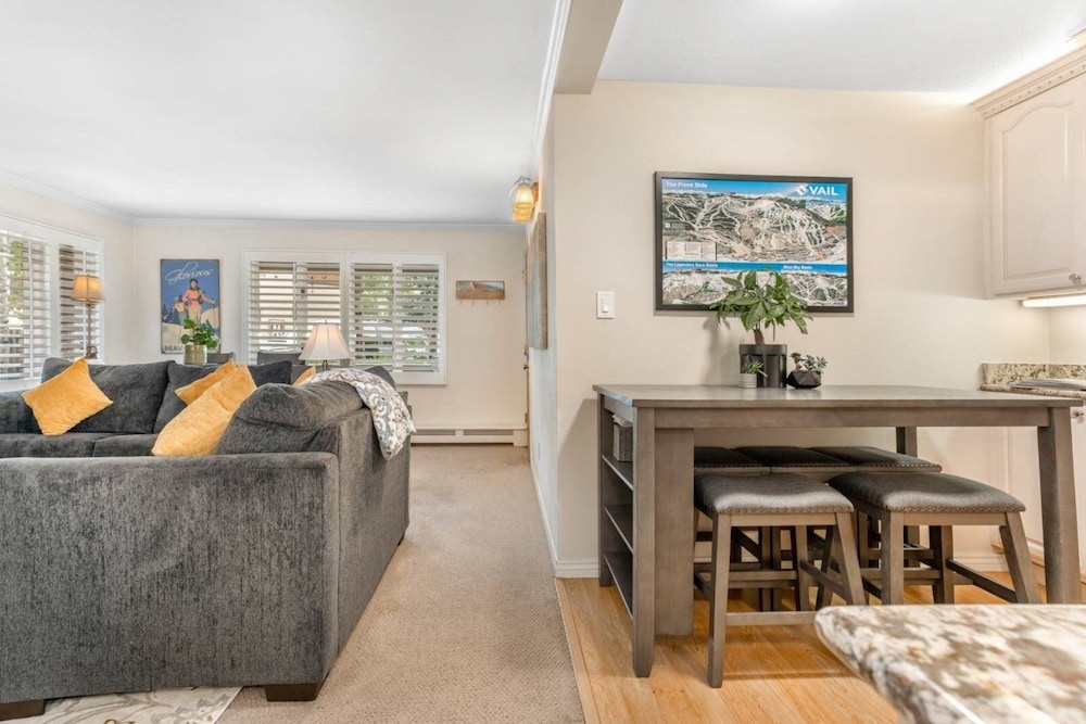Convenient 2 Bedroom Condo in Vail Near Golden Peak Lift - Walk to Shops, Skiing & More