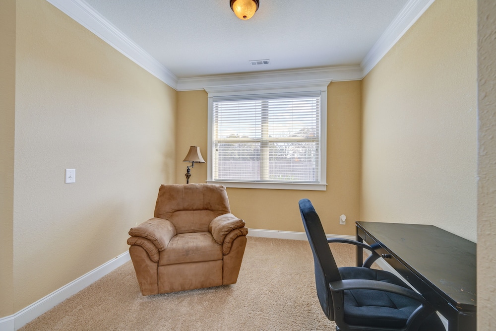 Spacious Kathleen Vacation Rental w/ Fireplace