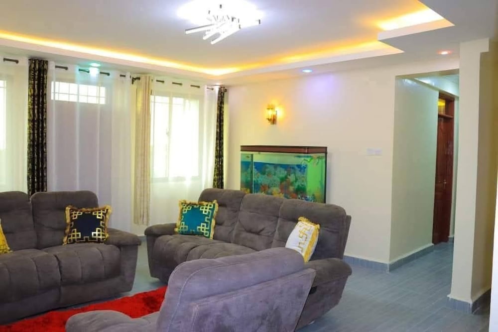 Lux Suites Taris Apartments Rongo
