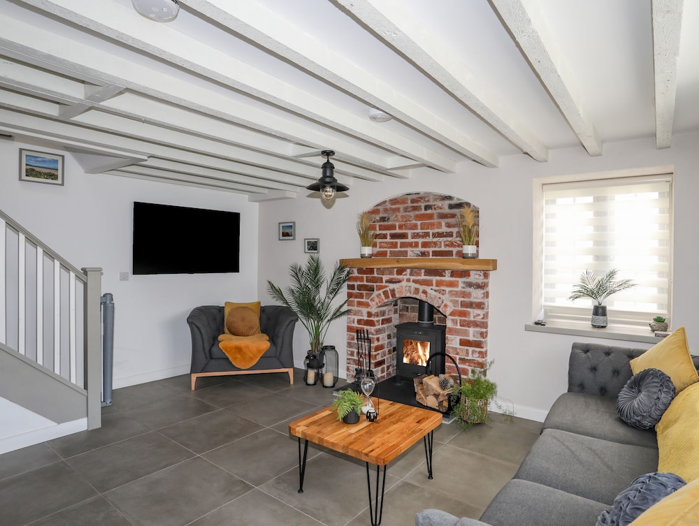 Lleiniog Cottage