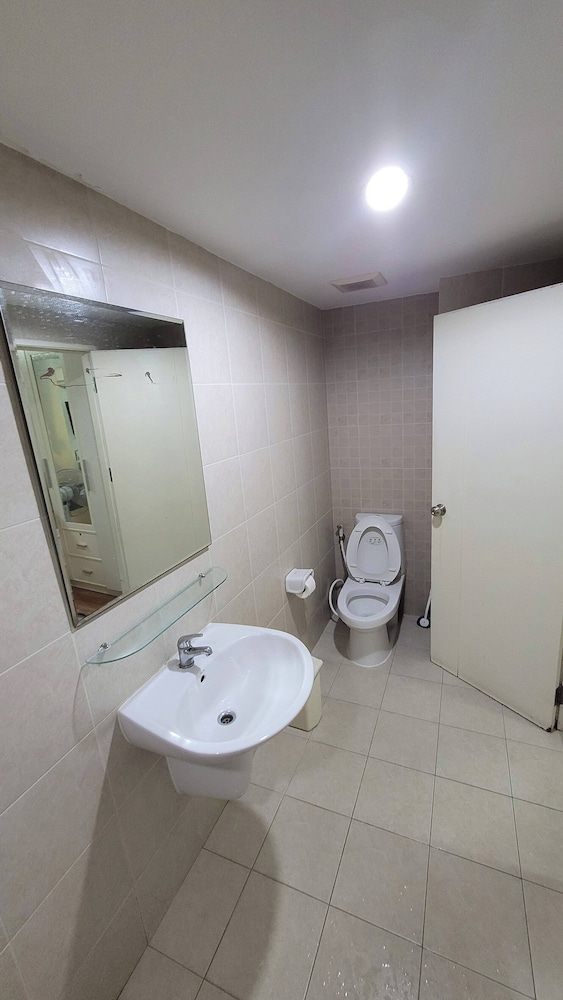 Moonloft Condominium