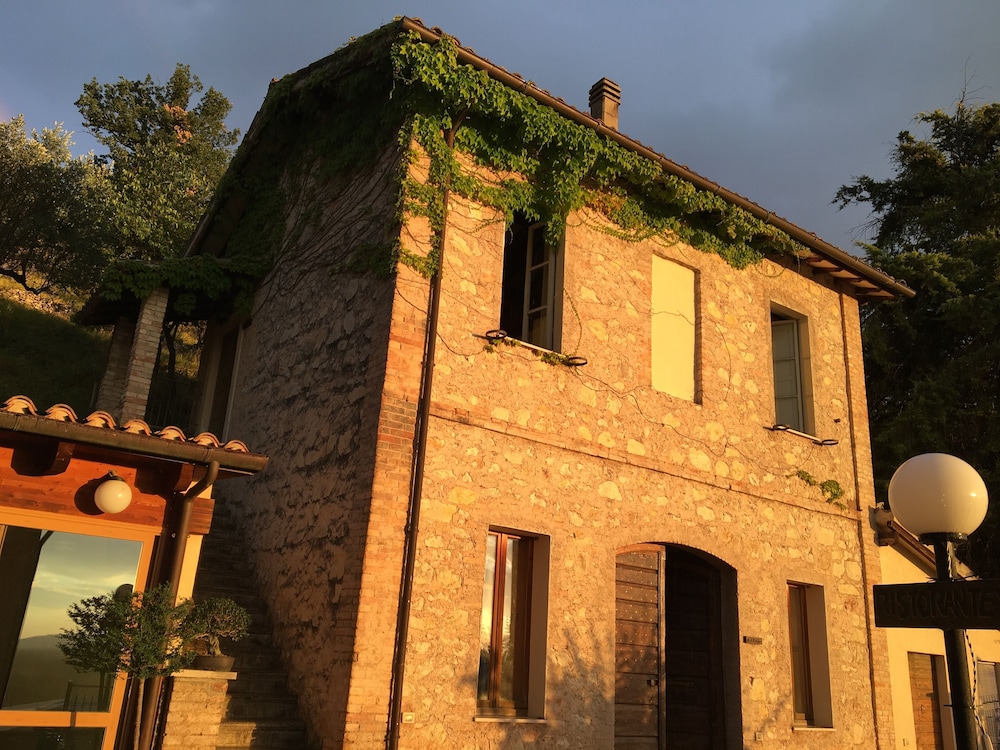 Setter House Agri Hotel