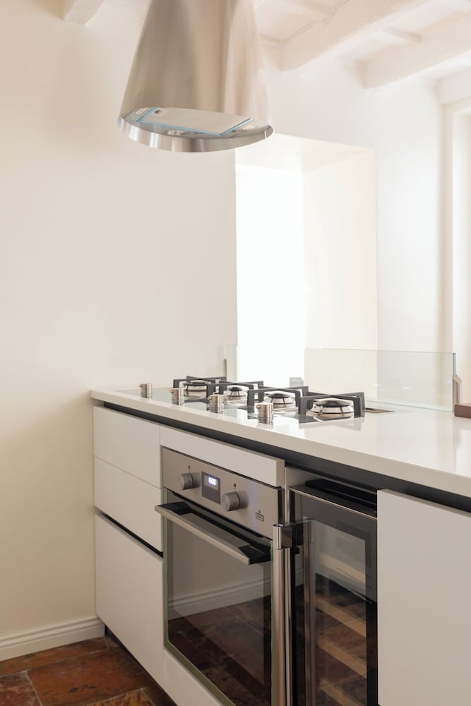 Via Giulia Apartments