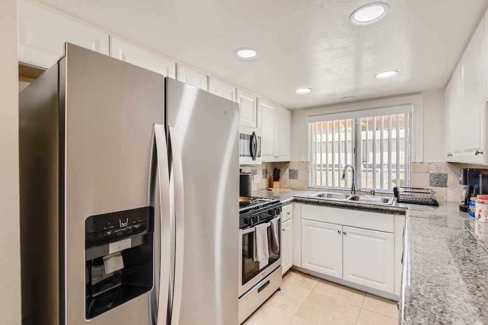 Spacious 3BR Yard BBQ Games Free Parking 0R2
