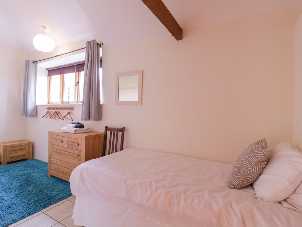 Avocet Cottage