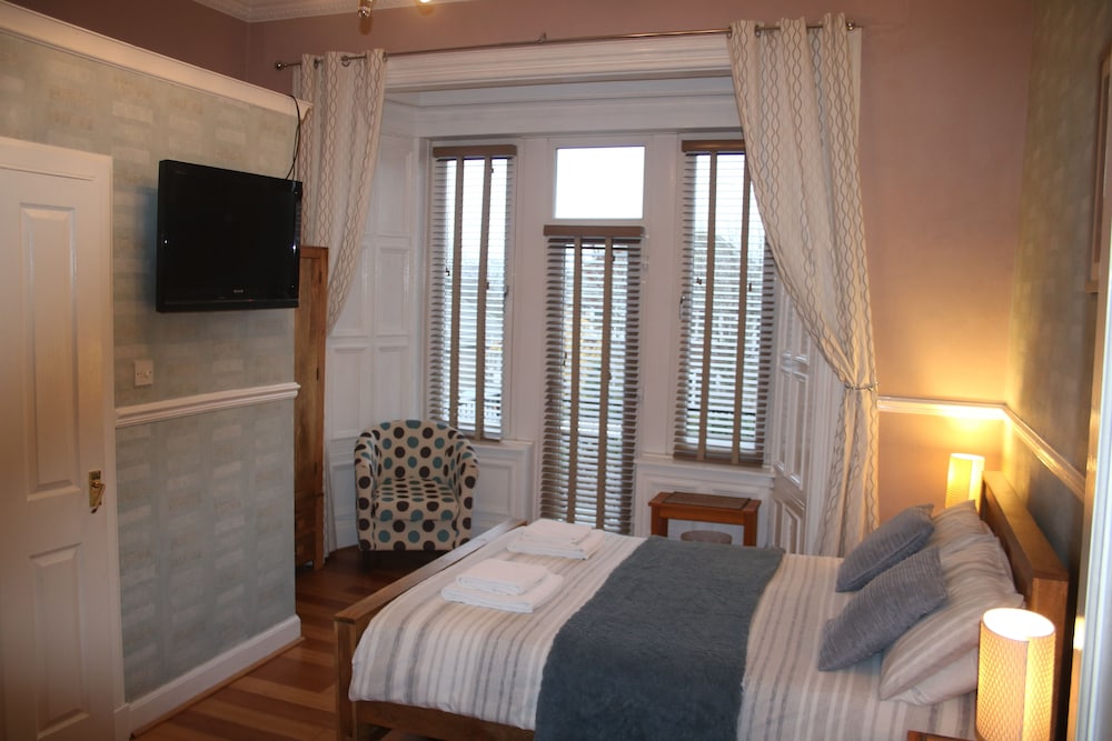 Dalmore Lodge Guest House