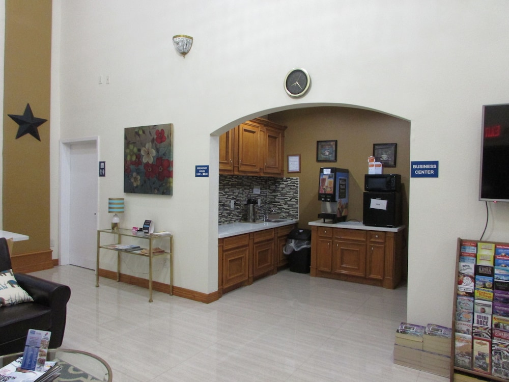 Rodeway Inn Suites Humble, TX - Property Image 22