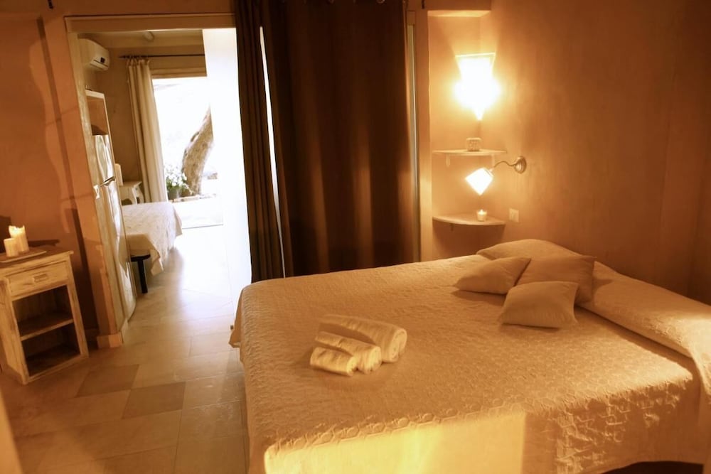 Fantastico Baia de Bahas Residence Studio 2 Persons Mono 2 view 2