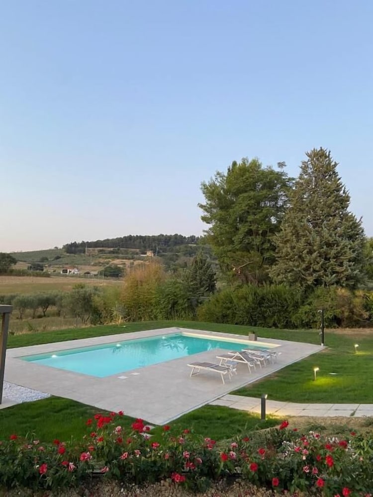 VILLA RINA GUEST HOUSE