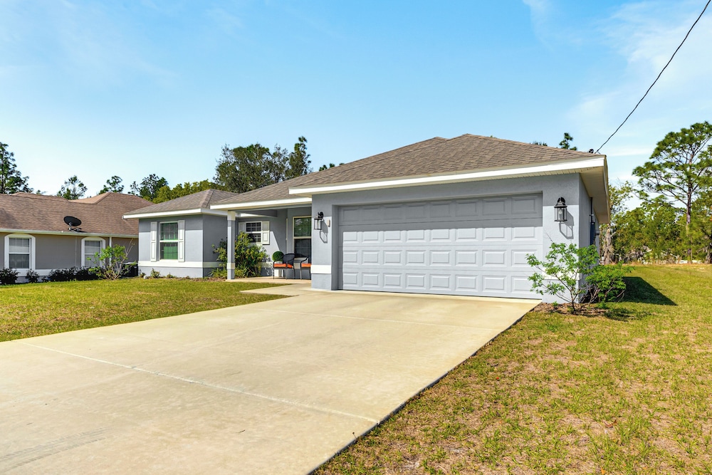 Screened Lanai: Relaxing Retreat in Ocala!
