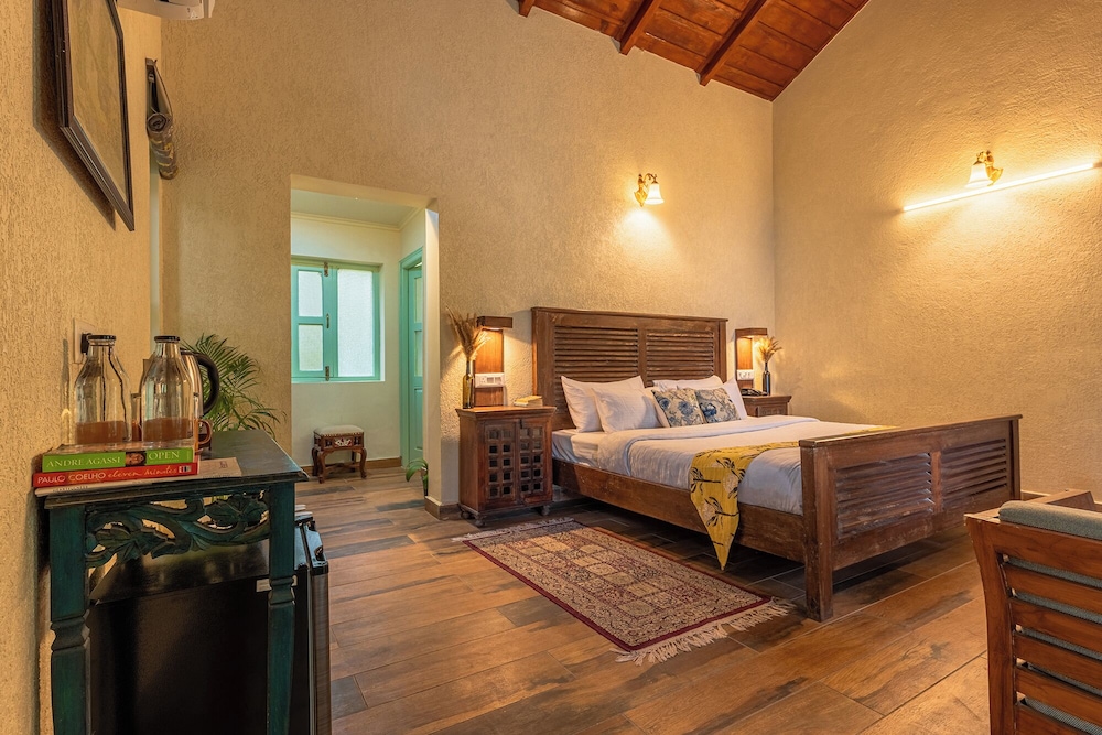 Echor Malusara Lakeview Retreat Bhimtal
