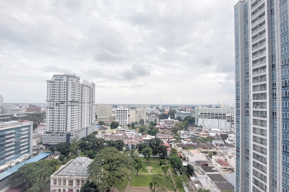 Tranquil Space 1Br Apartment At Podomoro City Deli Medan