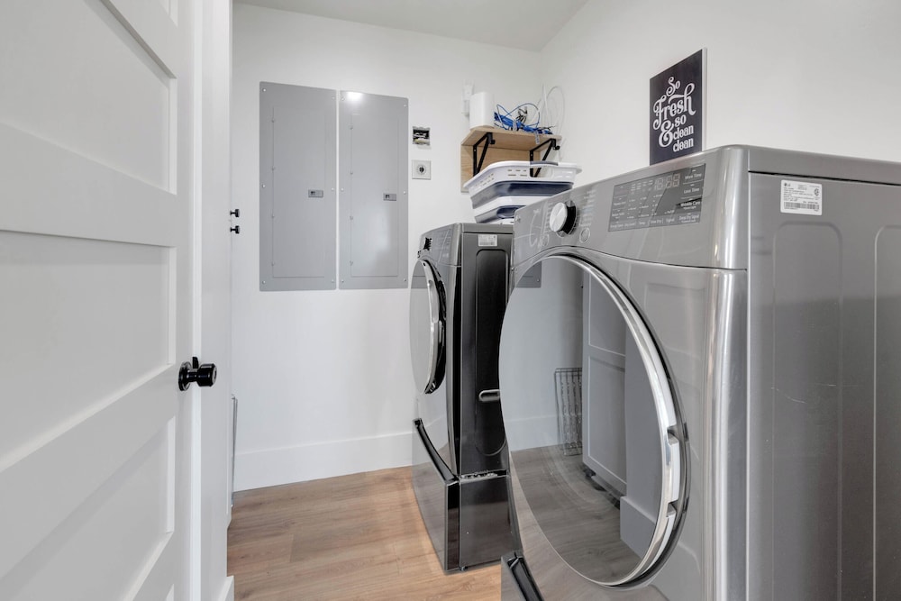 Suite Beach Tybee by Tybee Vacation Rentals