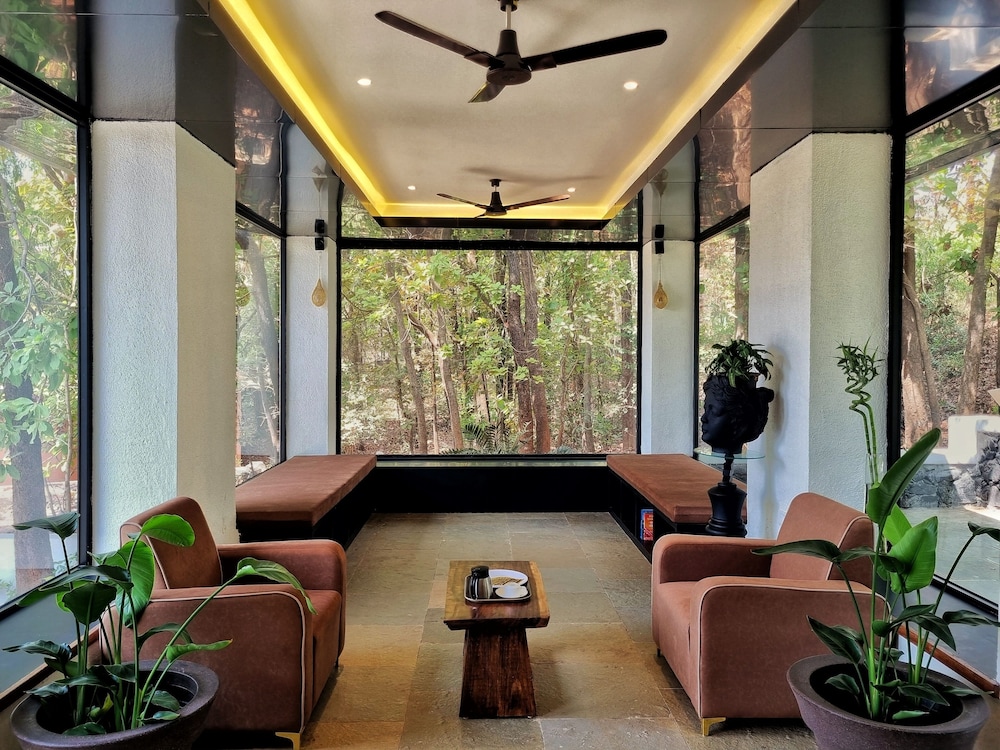 Bird's Nest Resort - Shahapur