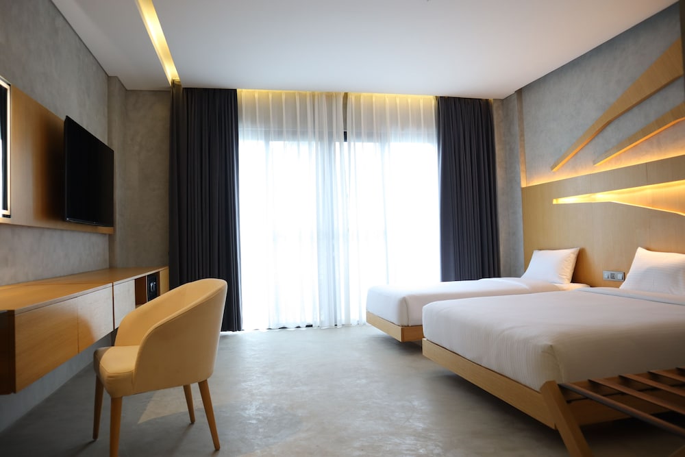 The Hotel Elizabeth Resort and Villas
