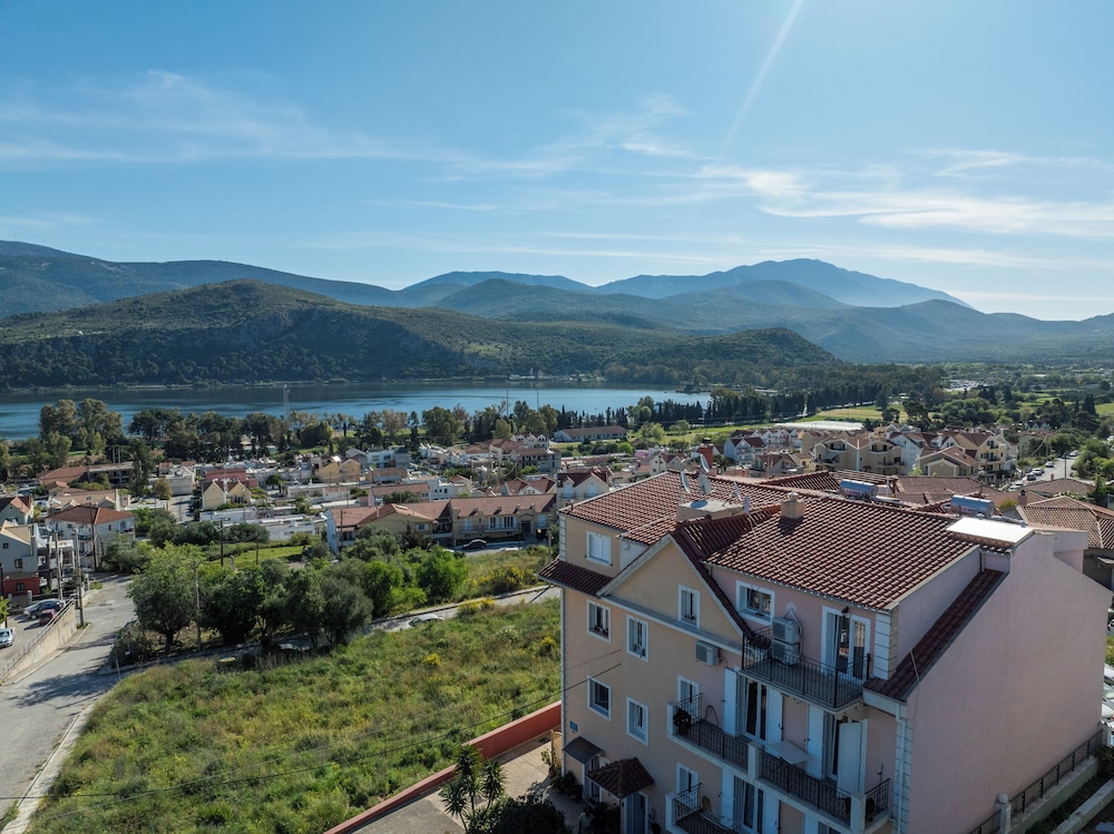 Phevos Seaview Apartment