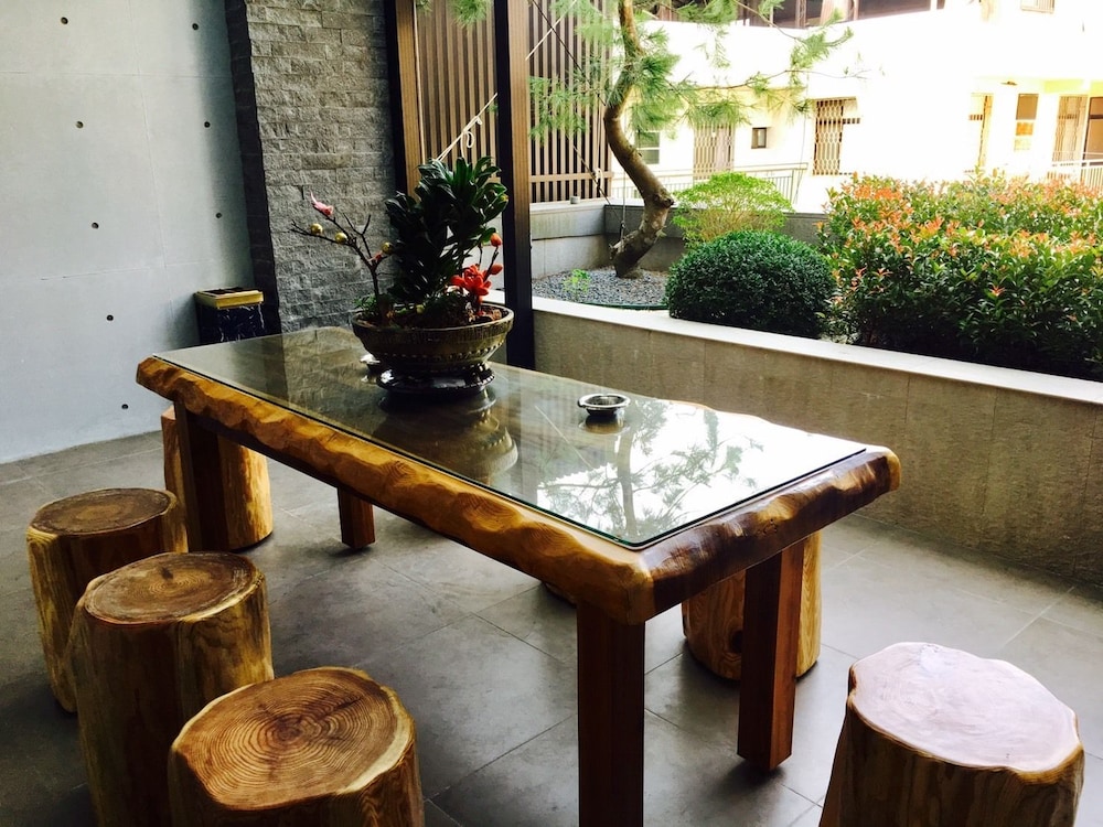 Guan Ping House