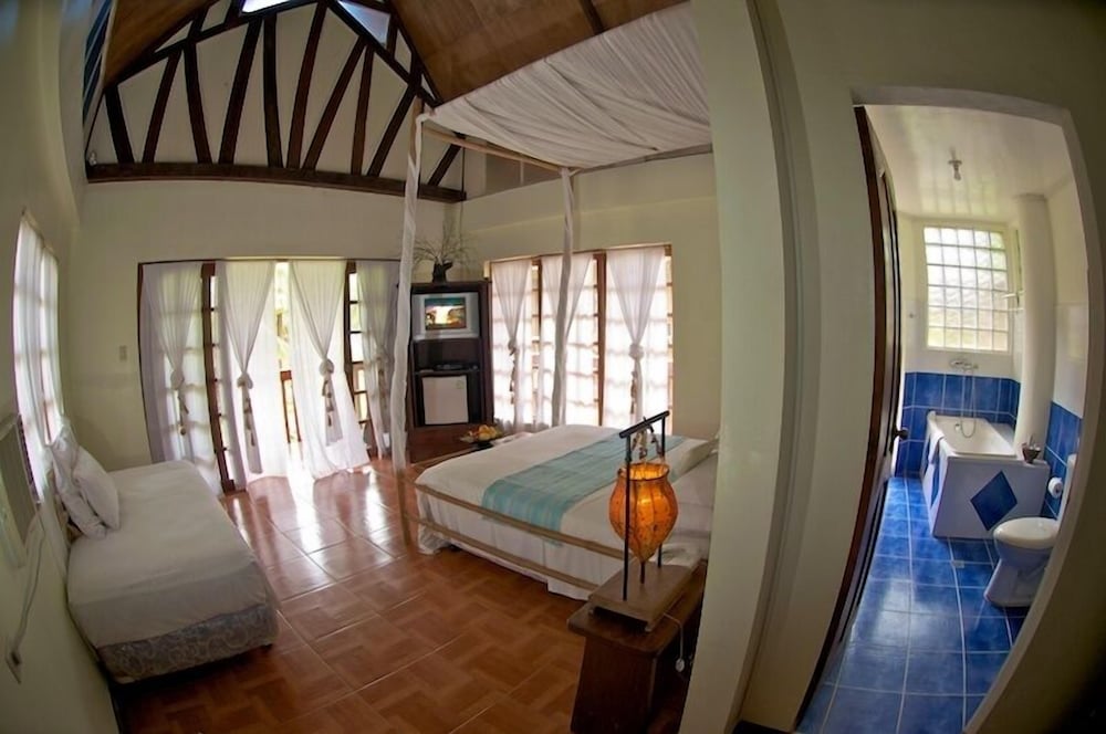 Hoyohoy Villas