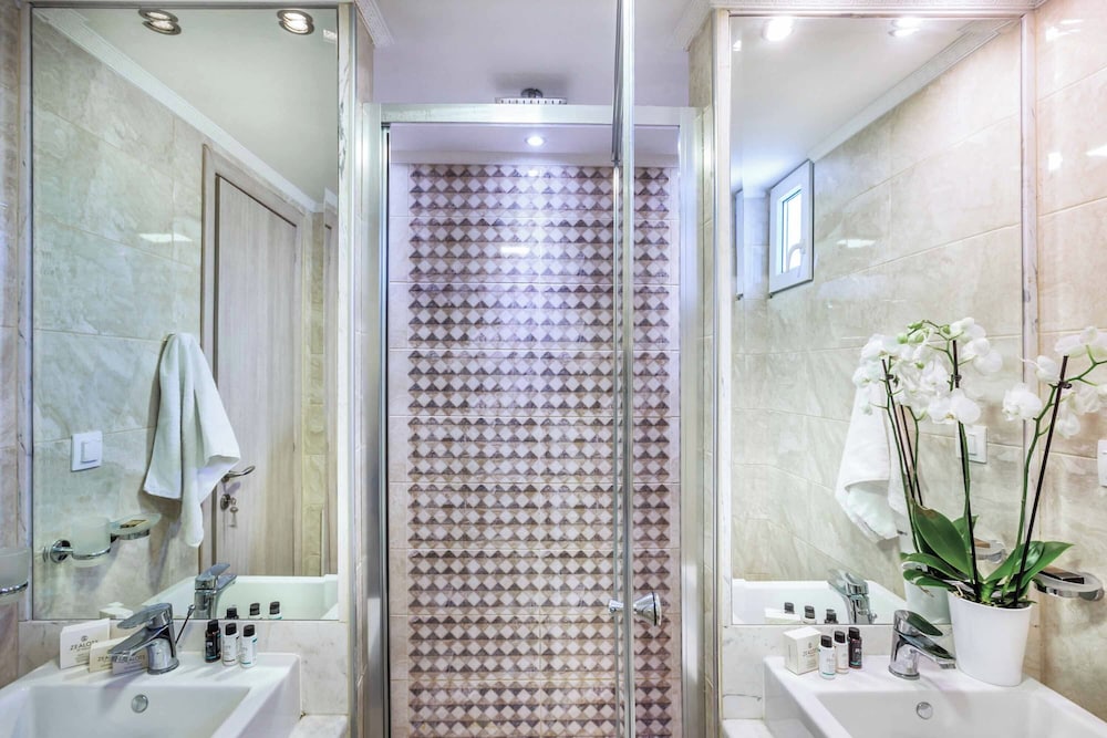 Sunny Spa Villa