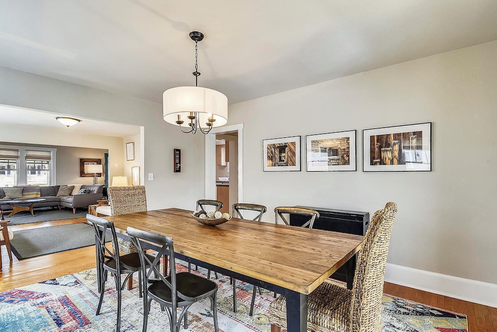 Laurel Street 108