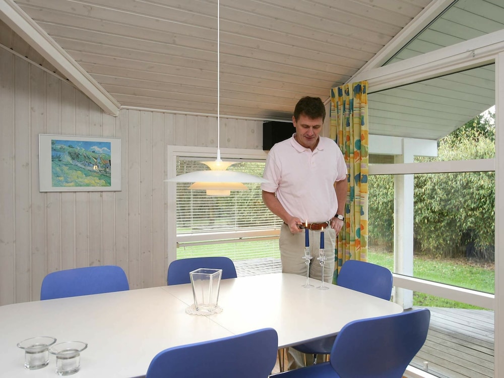 10 Person Holiday Home in Vaeggerlose view 4