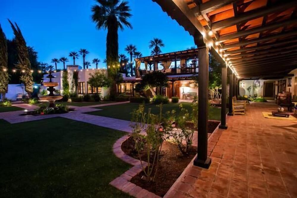 Bella Historic Hacienda By Signature Vacation Rentals