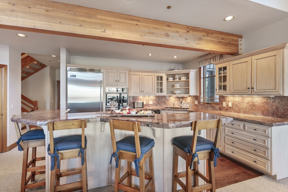 Stag Lodge At Deer Valley Resort - 4 Bed - Spa #37 4 Bedroom Condo