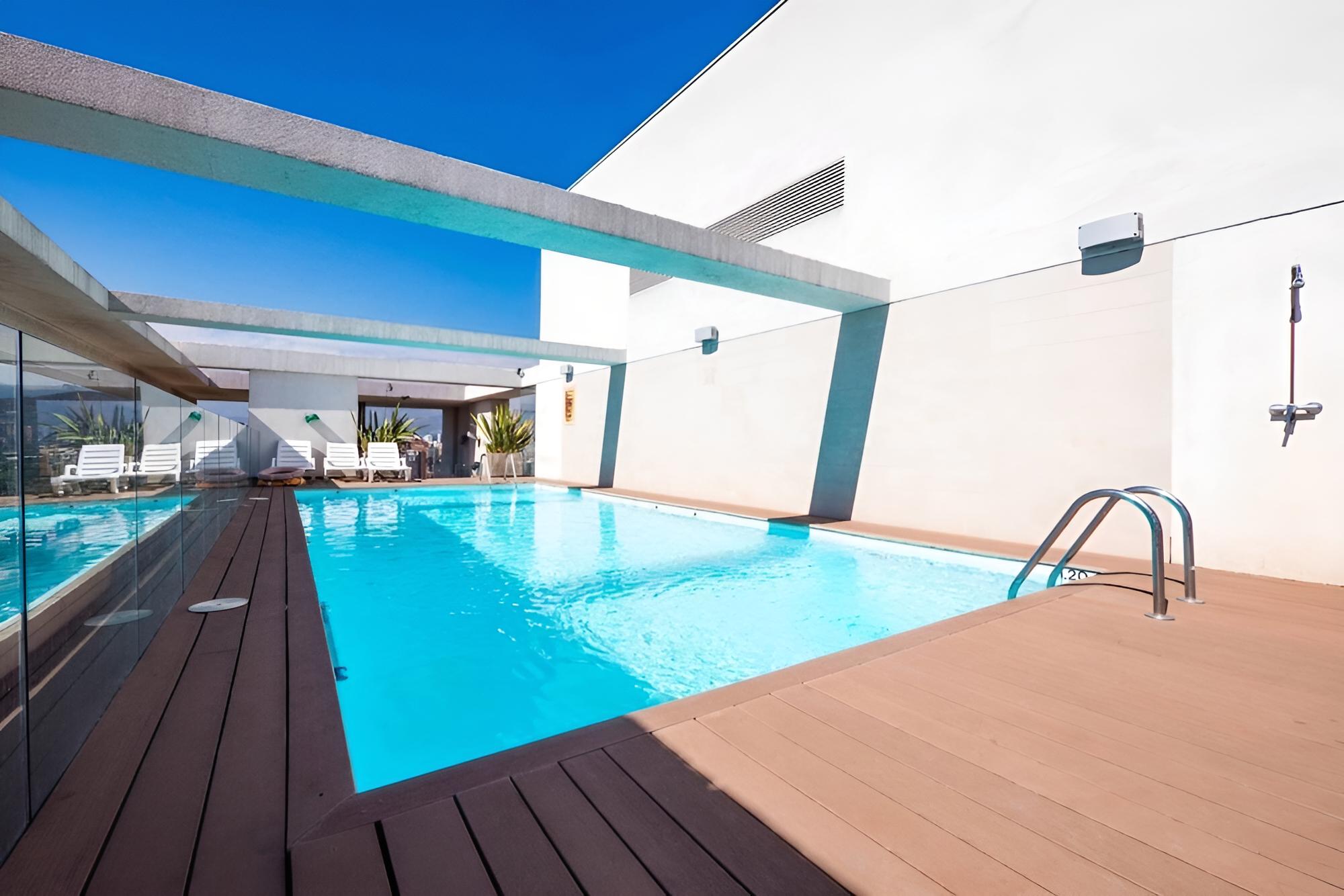 Arauco Studio w Indoor Pool Gym Next to Shopping