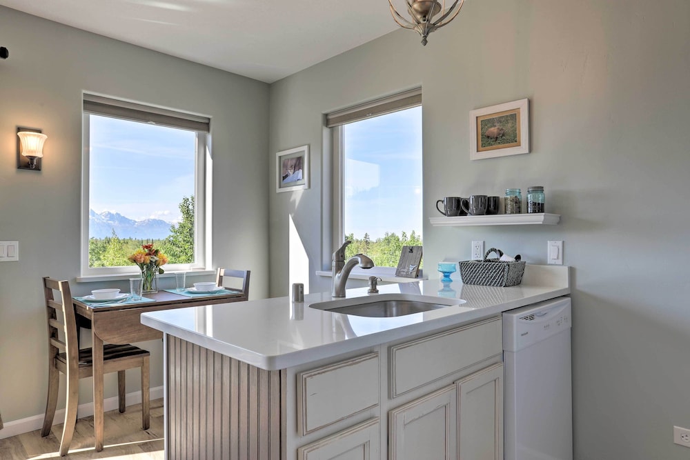 Secluded Palmer Home w/ Mountain Views! view 4