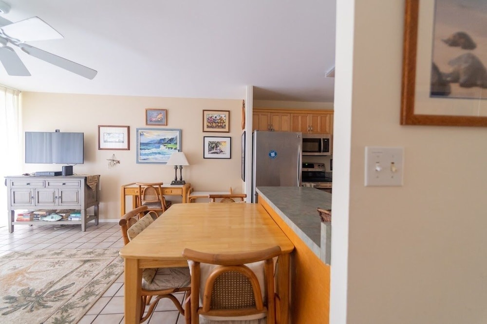 Turtle Bay Sea Shells**ta-154567065601 1 Bedroom Condo by RedAwning