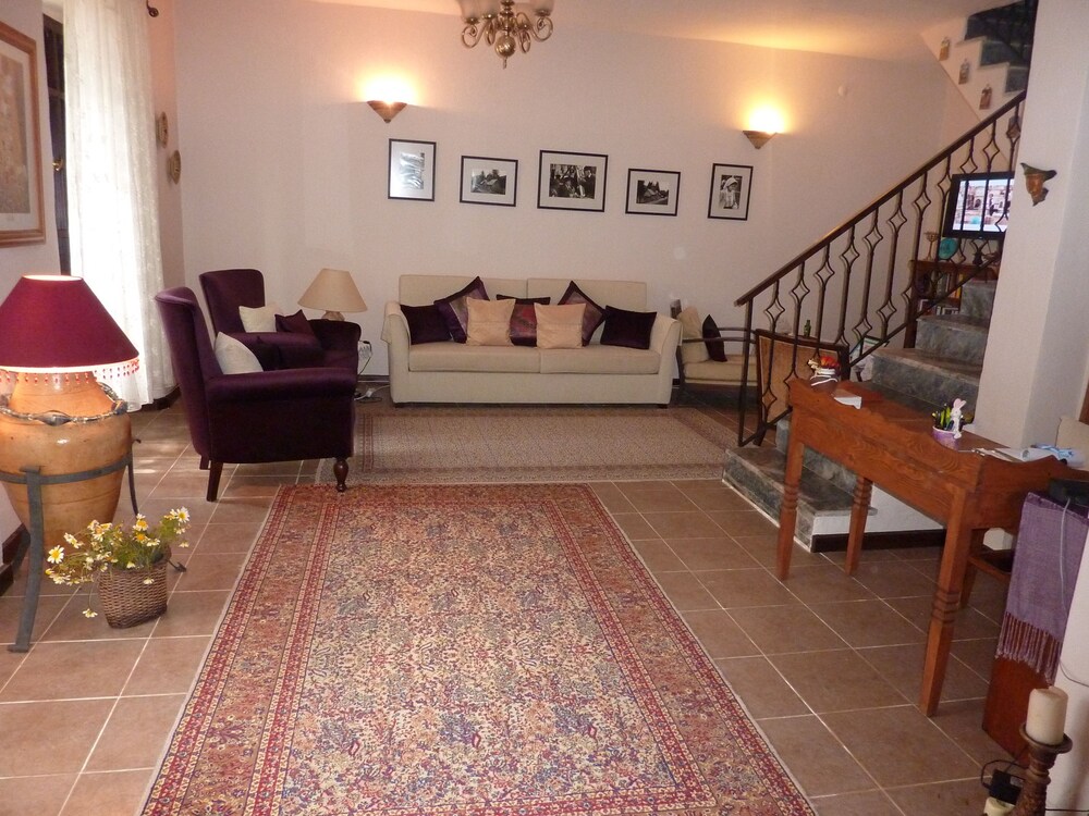 Misafir Evi Hotel view 2